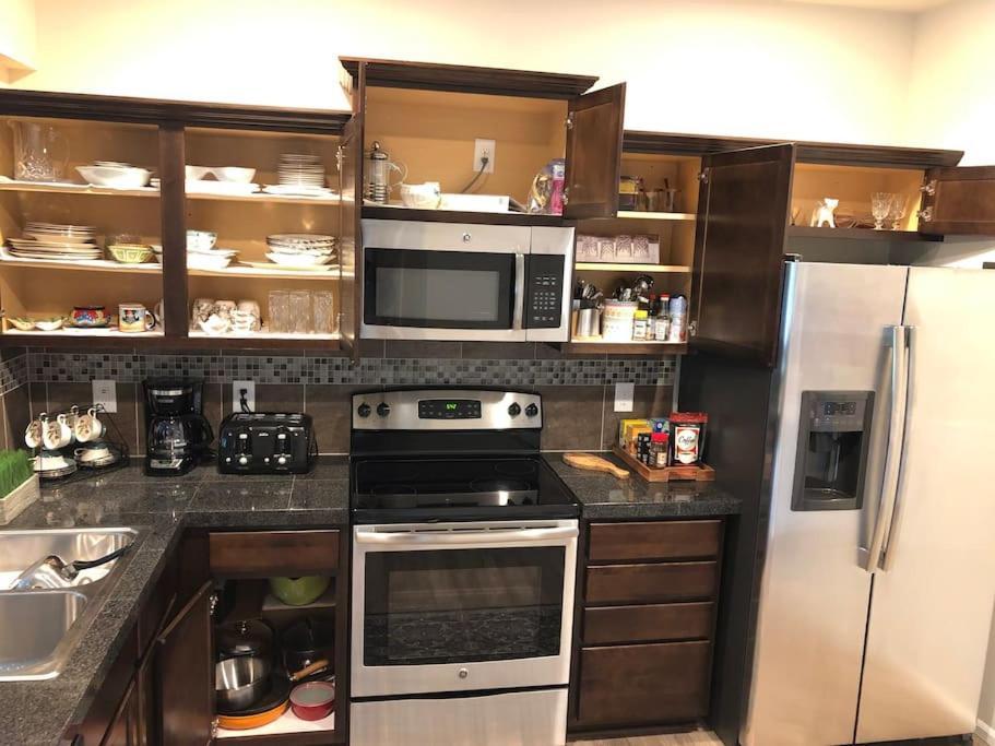 Terra House Tacoma - Ev Power Station, Crib, Stroller, High Chair Luaran gambar